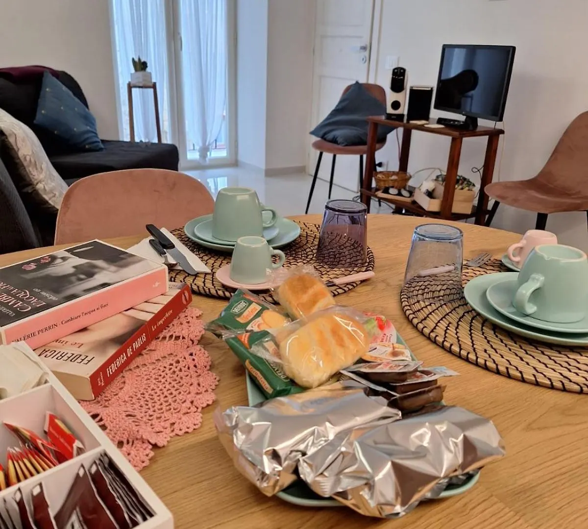Casa Vacanze Domus Ai Mannesi Naples Italy