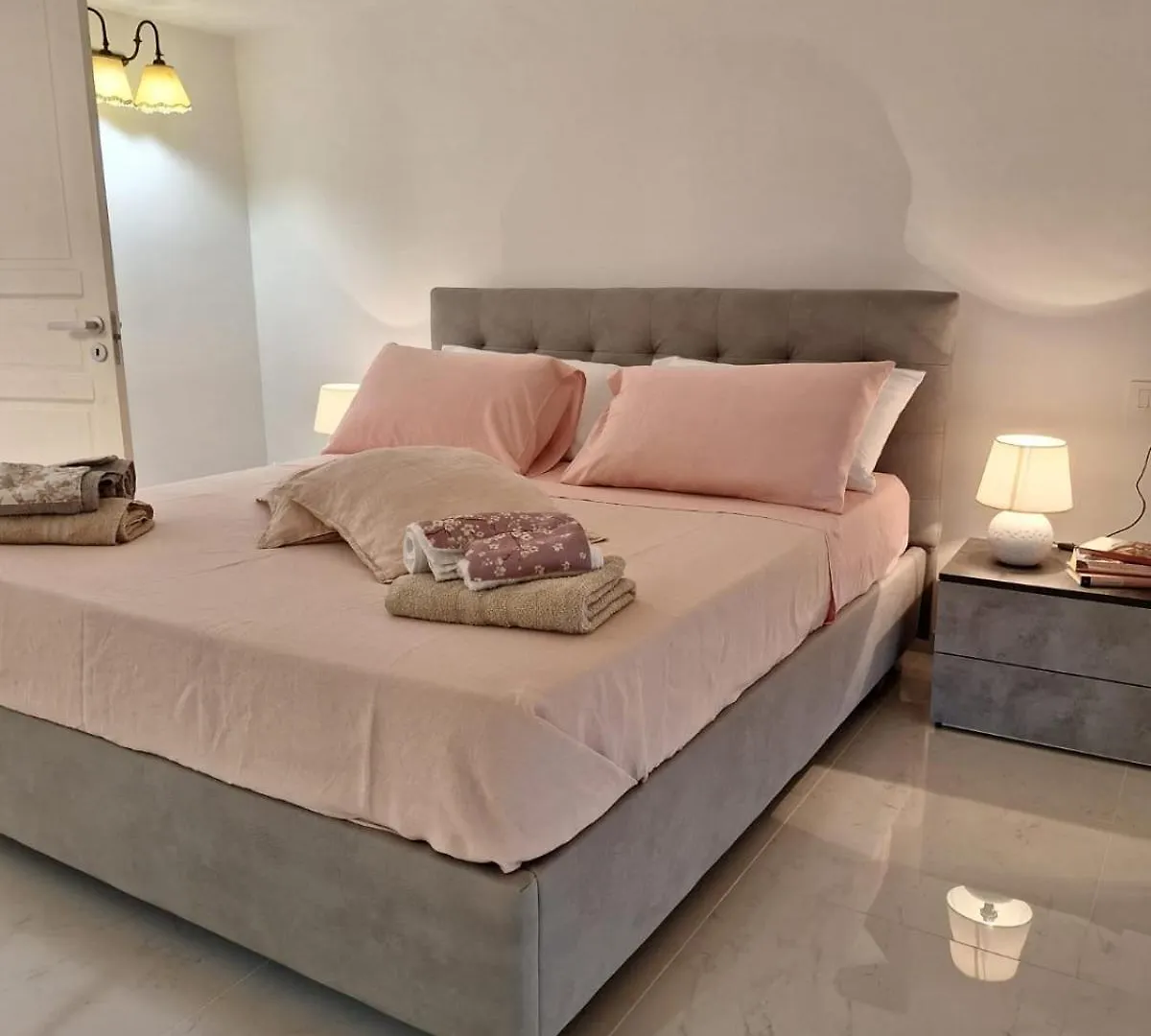 Apartment Casa Vacanze Domus Ai Mannesi Naples