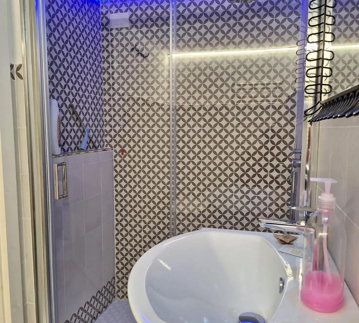 Apartment Casa Vacanze Domus Ai Mannesi Naples Italy